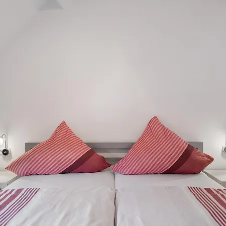 Reinhardt Apartament
